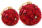 Luxe Rode Kerstballen met Bloemendecoratie – Set van 2 | 6 & 8 cm - productafbeelding 4