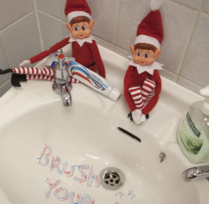 Elfie & Elvie – Ondeugende Kerstelfjes Jongen & Meisje | Set van 2 - productafbeelding 5