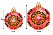 Luxe Roze Kerstbal met Bloemdetail – 6 cm & 8 cm - afmetingen 5